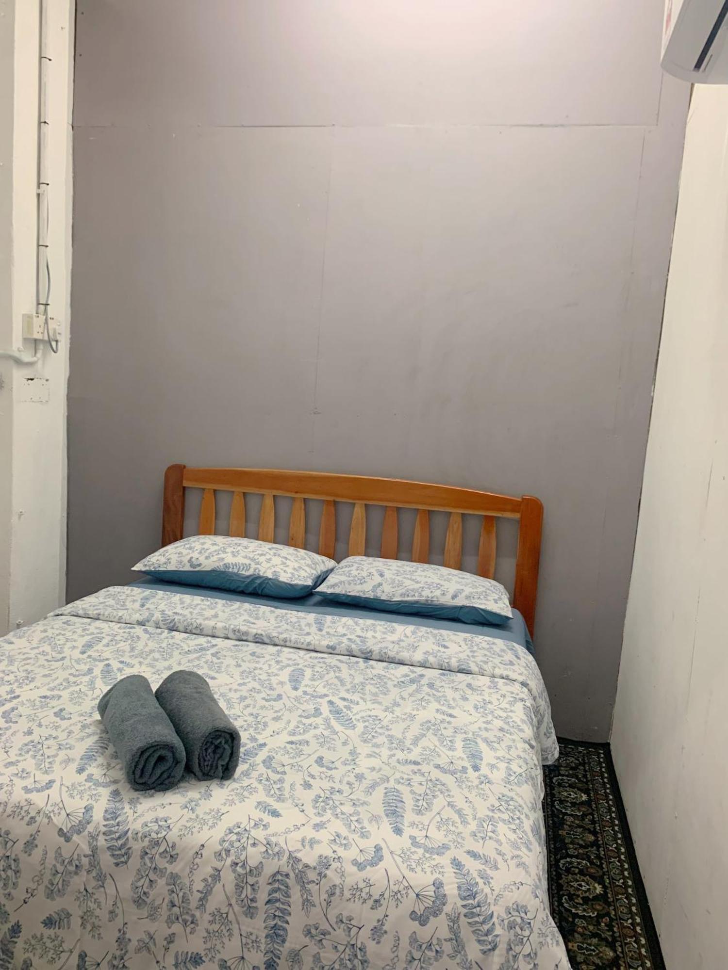 La Wood Homestay Kampung Kuala Besut Exterior photo